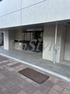 【エントランス】 | ビーピーアールレジデンス王子イースト