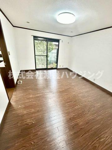 下穂積テラスハウス　の内装