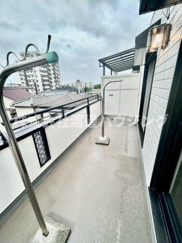 下穂積テラスハウス　のバルコニー