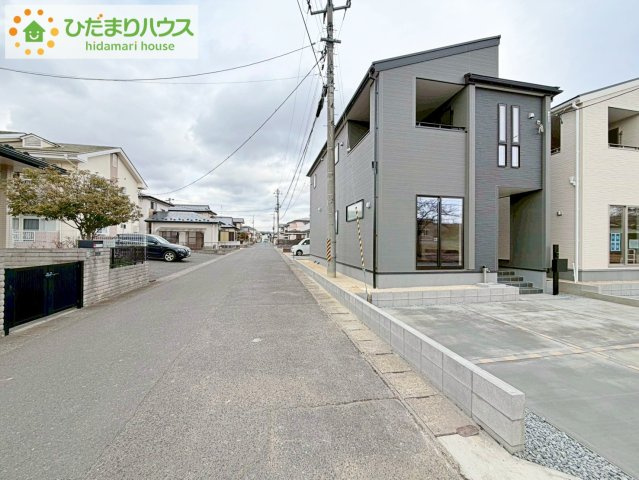 郡山市町東２丁目第2　新築戸建　1号棟の前面道路含む現地写真|南向きで日当たり良好(^^♪