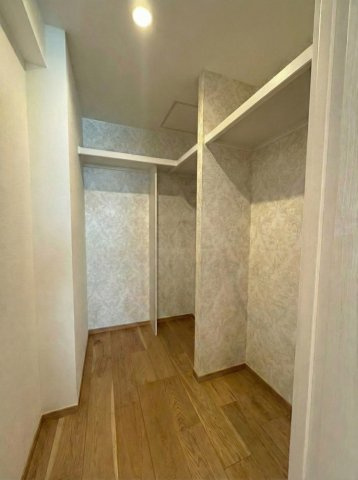 秀和第二南平台レジデンスの収納|AI生成による削除加工を加えた写真、現状優先となります。