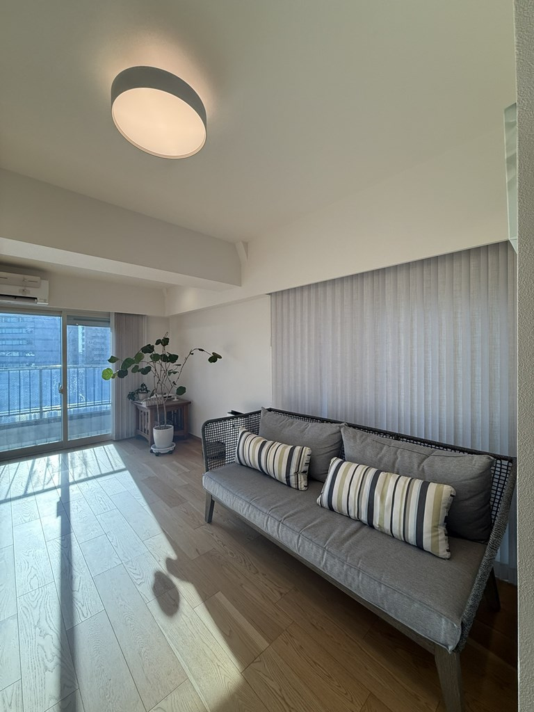 秀和第二南平台レジデンスの居間・リビング