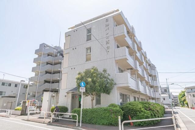 日神パレス西台の外観