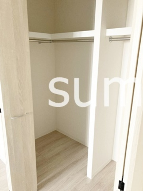 ALBIREOの収納|大容量のウォークインクローゼット。