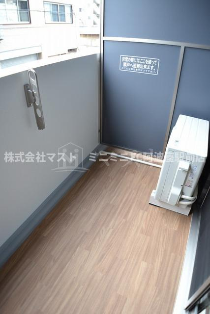 ＬＣ阿波座西のバルコニー