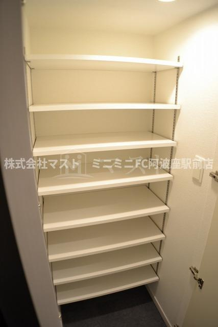 ＬＣ阿波座西の収納