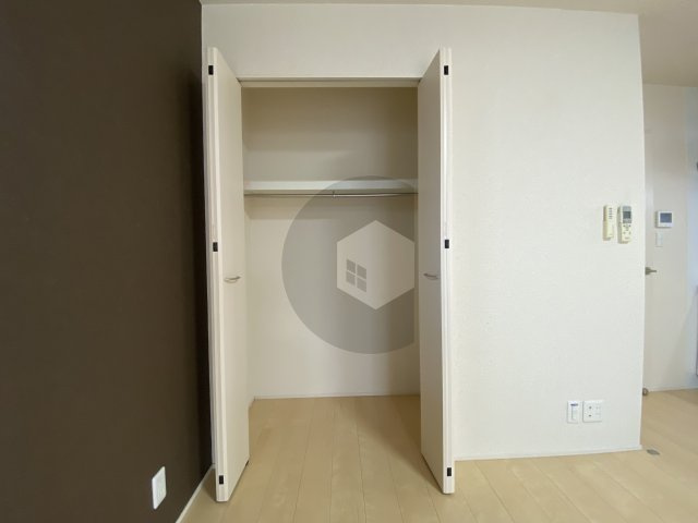 フジパレス岩田町2番館の収納