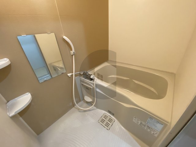 フジパレス岩田町2番館の浴室