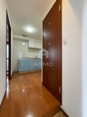 【玄関】 | クィーンライフ玉津