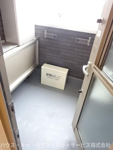 ヒルズ・コートのバルコニー