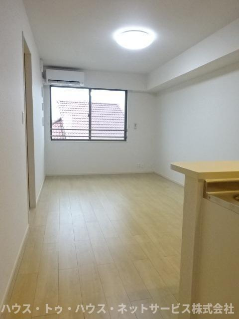 ヒルズ・コートの居間・リビング