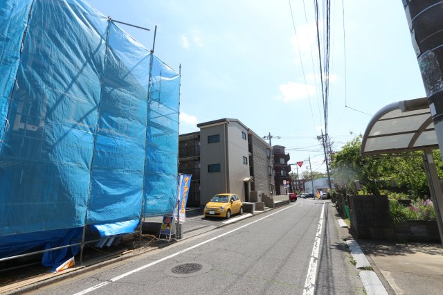 【KIS】 東大和市向原15期の外観|2階洋室は間仕切りを設置することで、お部屋を分割できる設計。