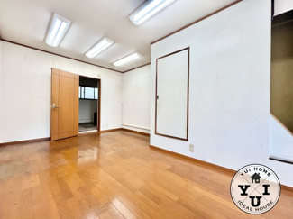 【洋室】 | 伏見区鑓屋町　中古戸建 | 京阪・近鉄の2WAYアクセスで利便性の良い立地です。
事務所としてもご検討ください。