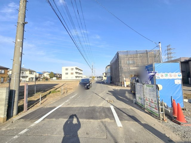 青梅市今寺4丁目　全3棟の前面道路含む現地写真
