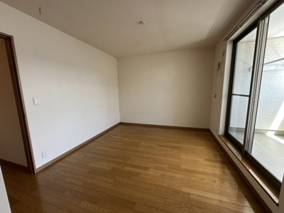 【洋室】 | どこざ