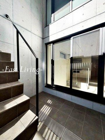 ミリアレジデンス早稲田山吹町のバルコニー