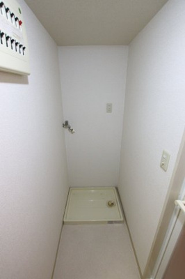 【設備】 | サンシティ泉ヶ丘 | 室内洗濯機置場