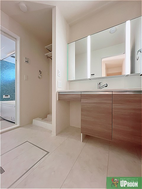 ウィスタリアの洗面所