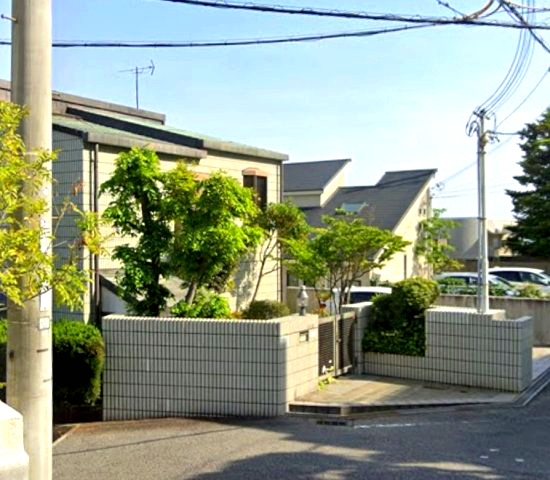 西宮市苦楽園二番町の玄関