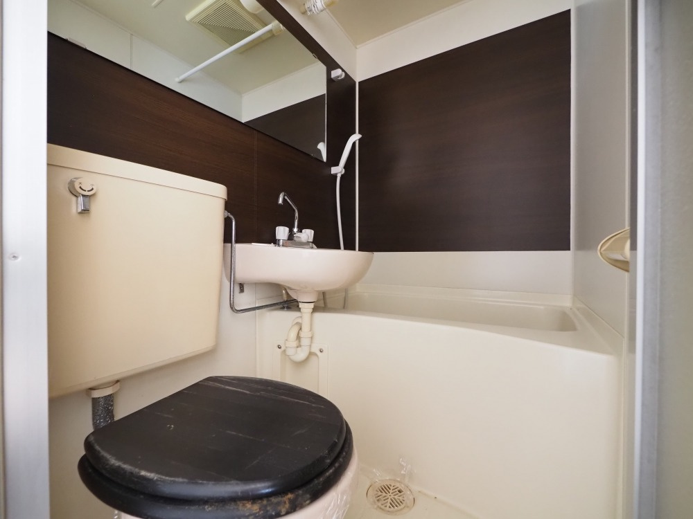 大阪市北区松ケ枝町の賃貸マンションのトイレ