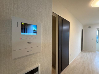 【内装】 | セレーナ | セキュリティ