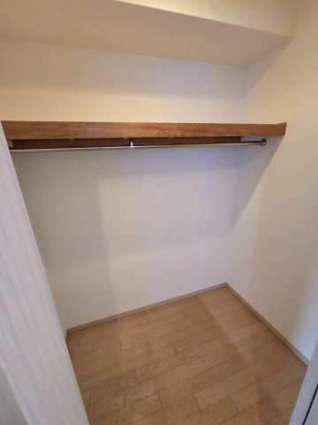 エルシア四条麩屋町の収納