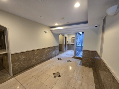 エルシア四条麩屋町のエントランス