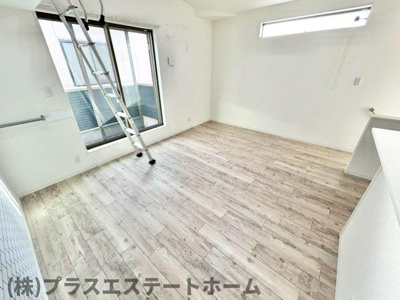  | グルーブメゾンⅧ