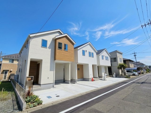 青梅市今寺4丁目　全3棟の外観