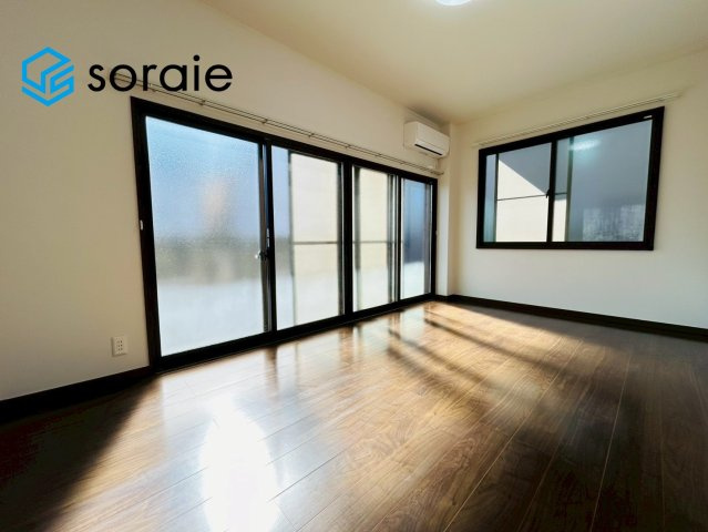 川越市岸町2丁目　中古戸建の洋室|2月19日撮影