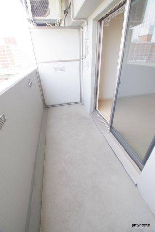 エスリード福島リバーフロント　仲介手数料無料のバルコニー