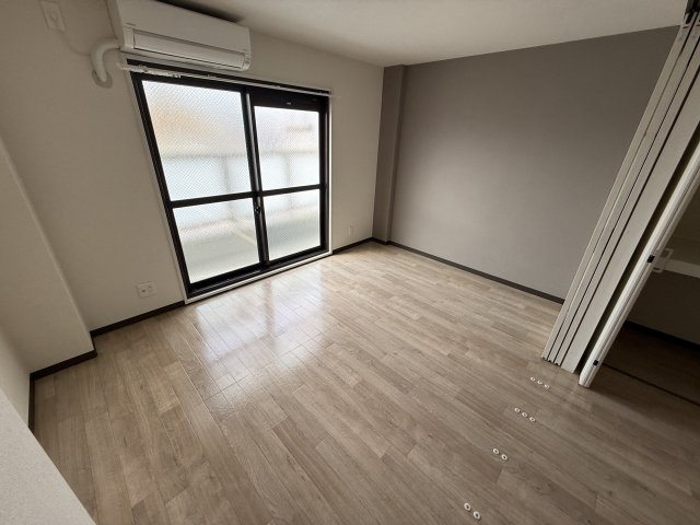 豊南ハイツの居間・リビング