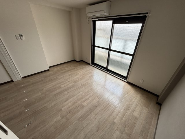 豊南ハイツの居間・リビング