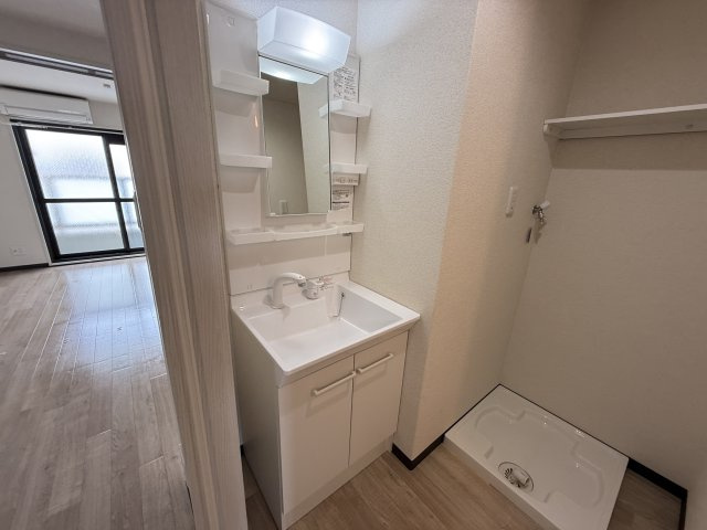 豊南ハイツの独立洗面台