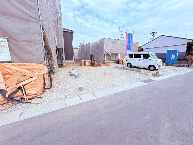 新築建売)八女郡広川町久泉の駐車場