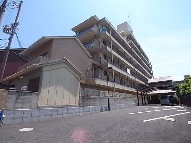 ディアコート奈良の外観