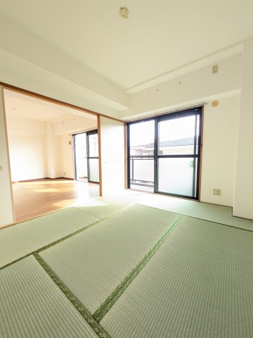 カツミコーポ大倉山の和室