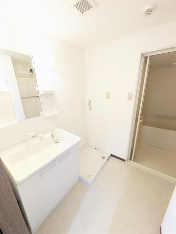 カツミコーポ大倉山の洗面所