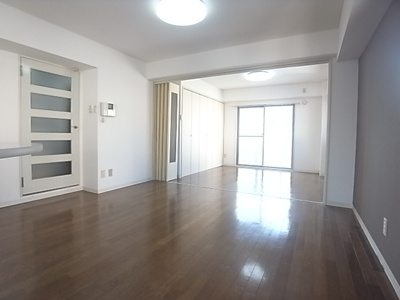 【寝室】 | ロイヤル神戸下山手