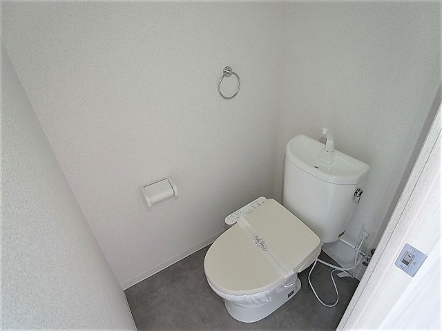 ユメノサニーハイツのトイレ|温水洗浄付きトイレ