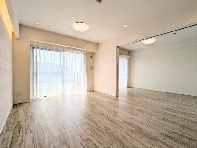 カーサ浅草桜橋のダイニング|～リビング写真～