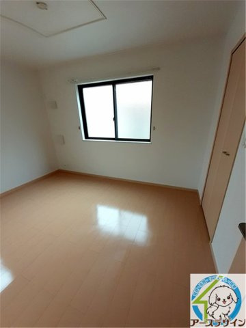 ラフレシールⅡの寝室|※類似部屋