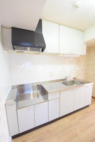 【キッチン】 | グランドエンブレム横浜～仲介手数料無料～ | きれいなキッチンです