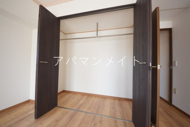 【収納】 | グランドエンブレム横浜～仲介手数料無料～ | 専用の収納スペースです