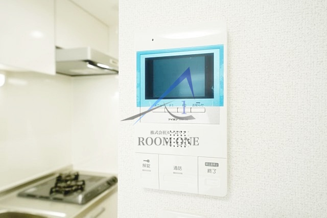 グランクォール武蔵小杉のセキュリティ|モニター付きインターホンです。