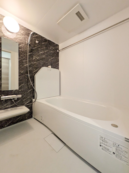 ソレイユ・ルヴァンの浴室|※別号室参考写真です