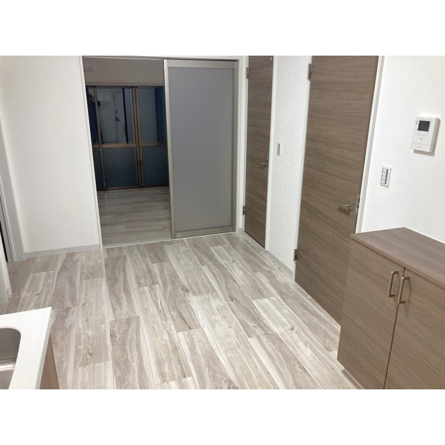 第五山中マンションの居間・リビング