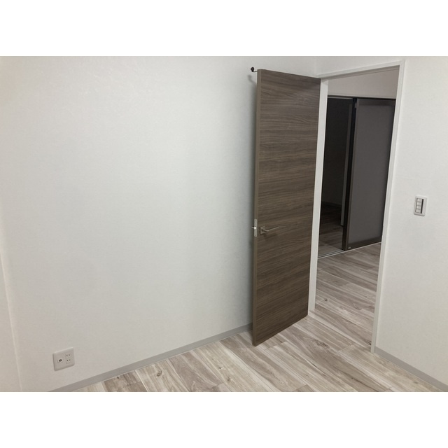 第五山中マンションの寝室