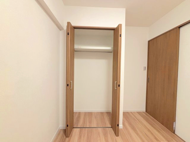 サービスルーム：クローゼット