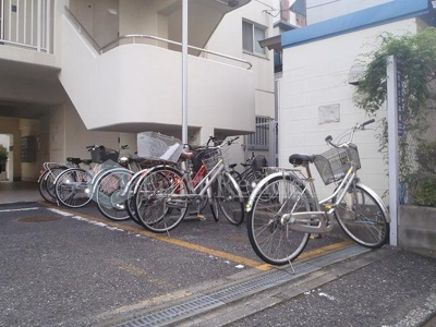 【その他共用部分】 | メイプル森戸 | 駐輪場